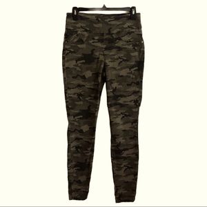 Rock & Republic olive camo stretch jeans